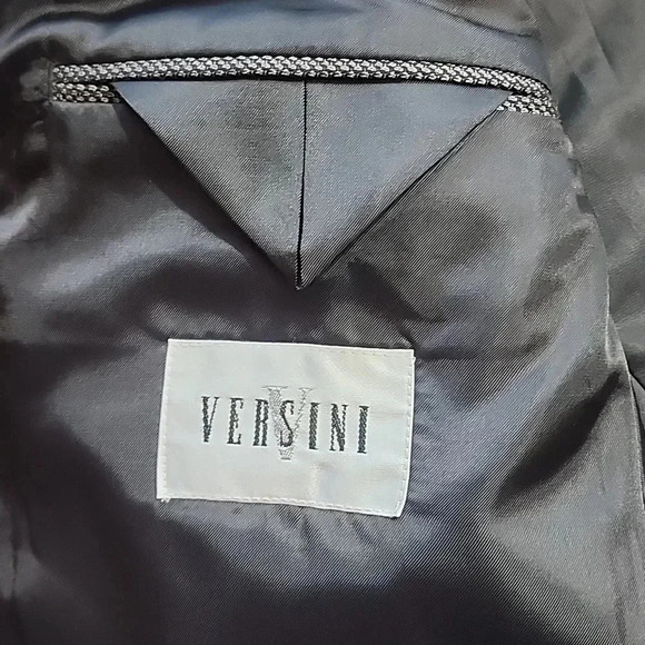 Men's Versini Coat, Black/Tan, Size 46 Long, Pre-Owned - Picture 7 of 9